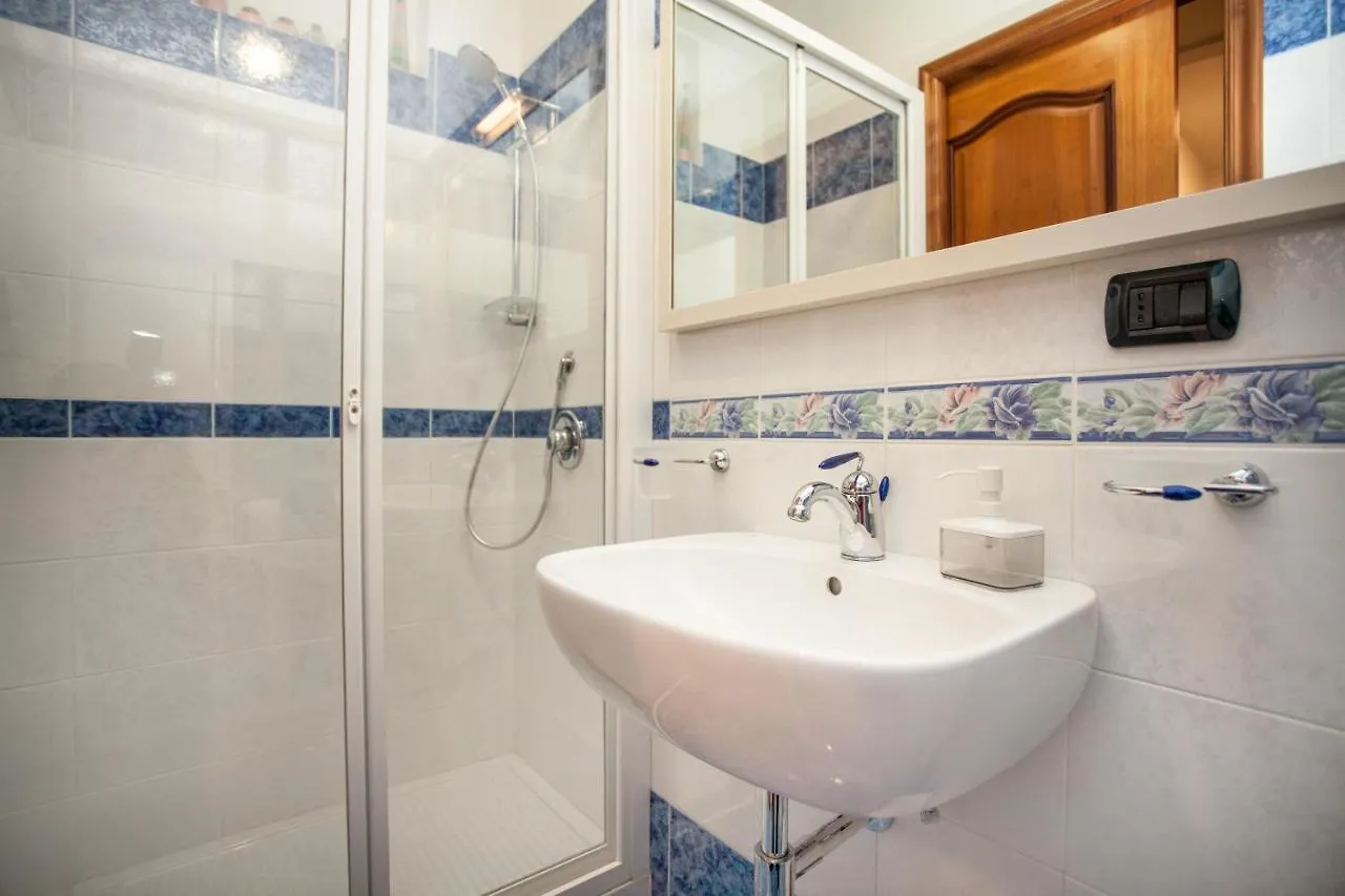 Albert House Taormina 0*,